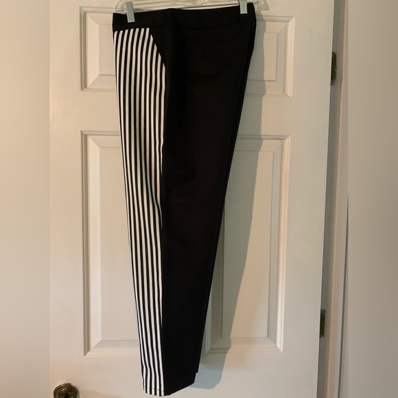 Chico’s black and white striped pants - women’s size 1.5 - Picture 3 of 3